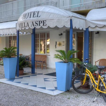 Hotel Aspe Бибионе Екстериор снимка