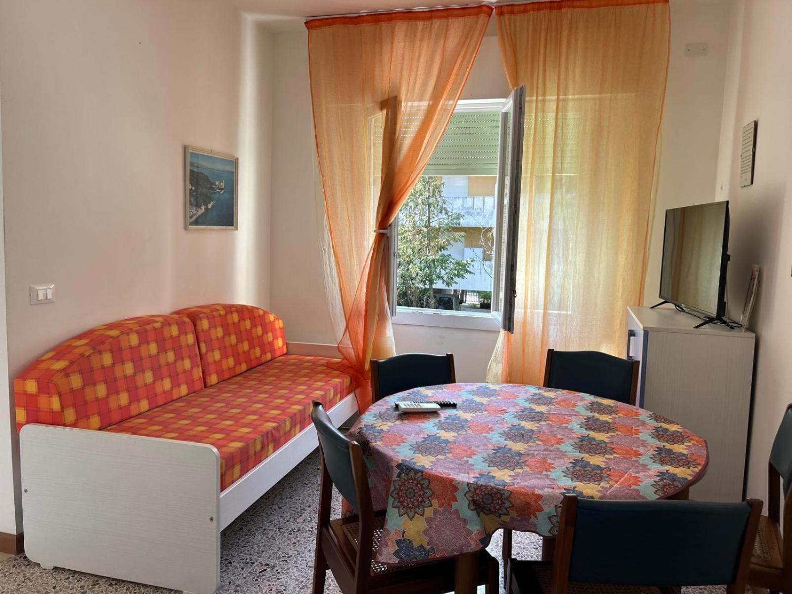 Hotel Aspe Бибионе Екстериор снимка