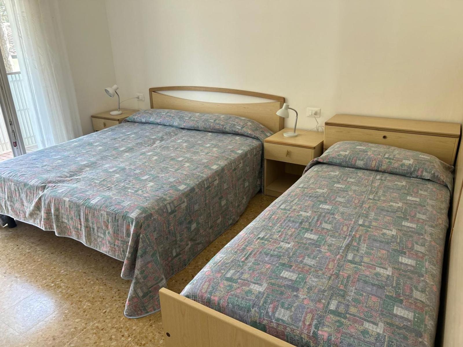 Hotel Aspe Бибионе Екстериор снимка